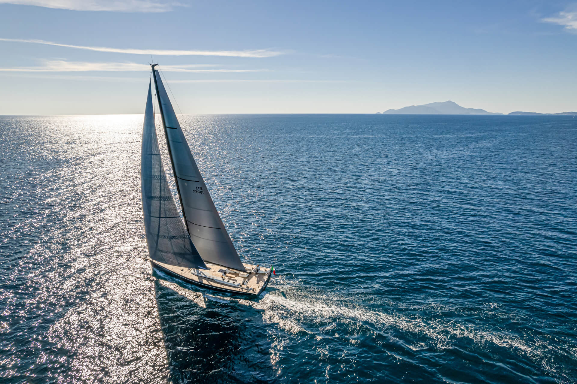 grand-soleil-plus-gs72-10