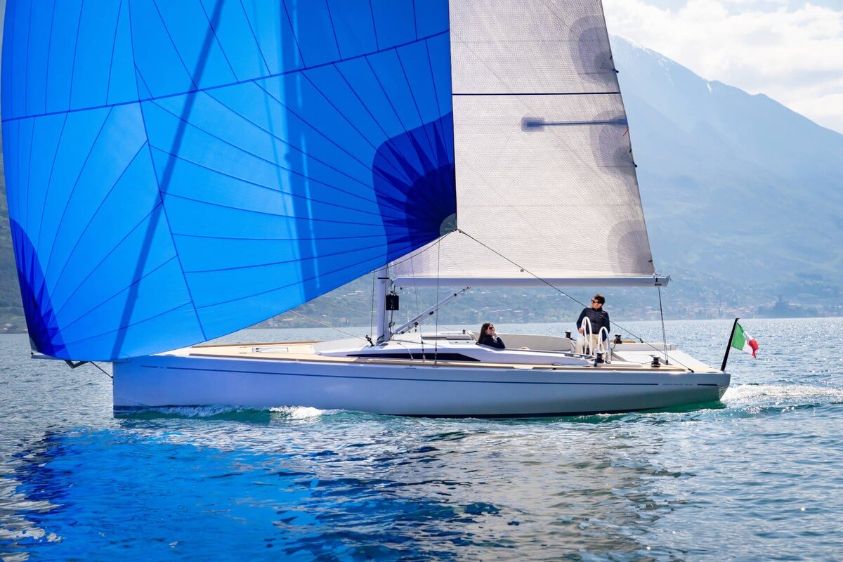 grand-soleil-blue-1