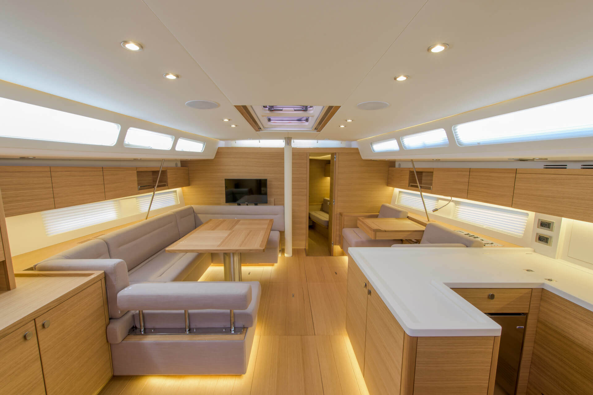 grand-soleil-gs52lc-3