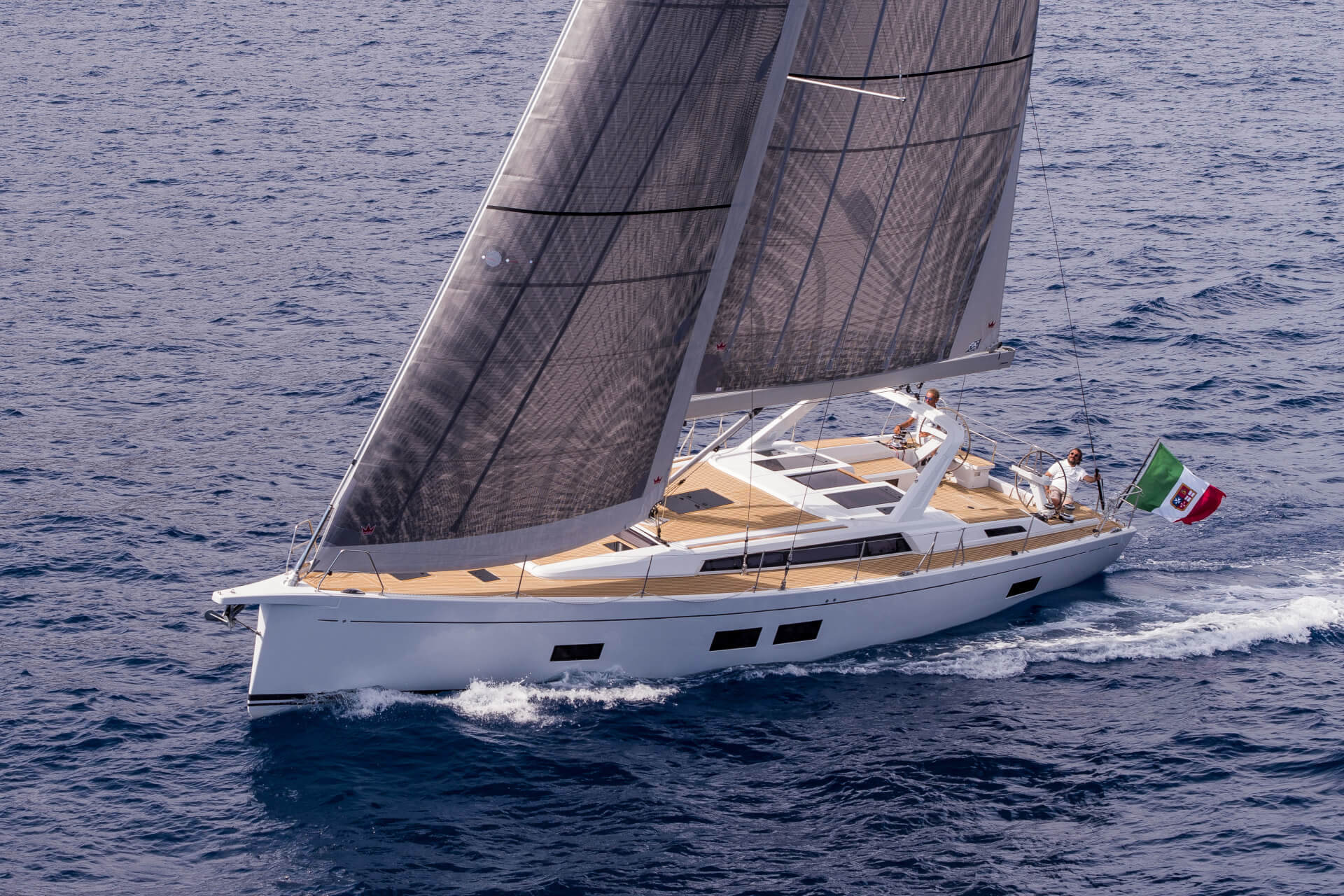 grand-soleil-gs52lc-7